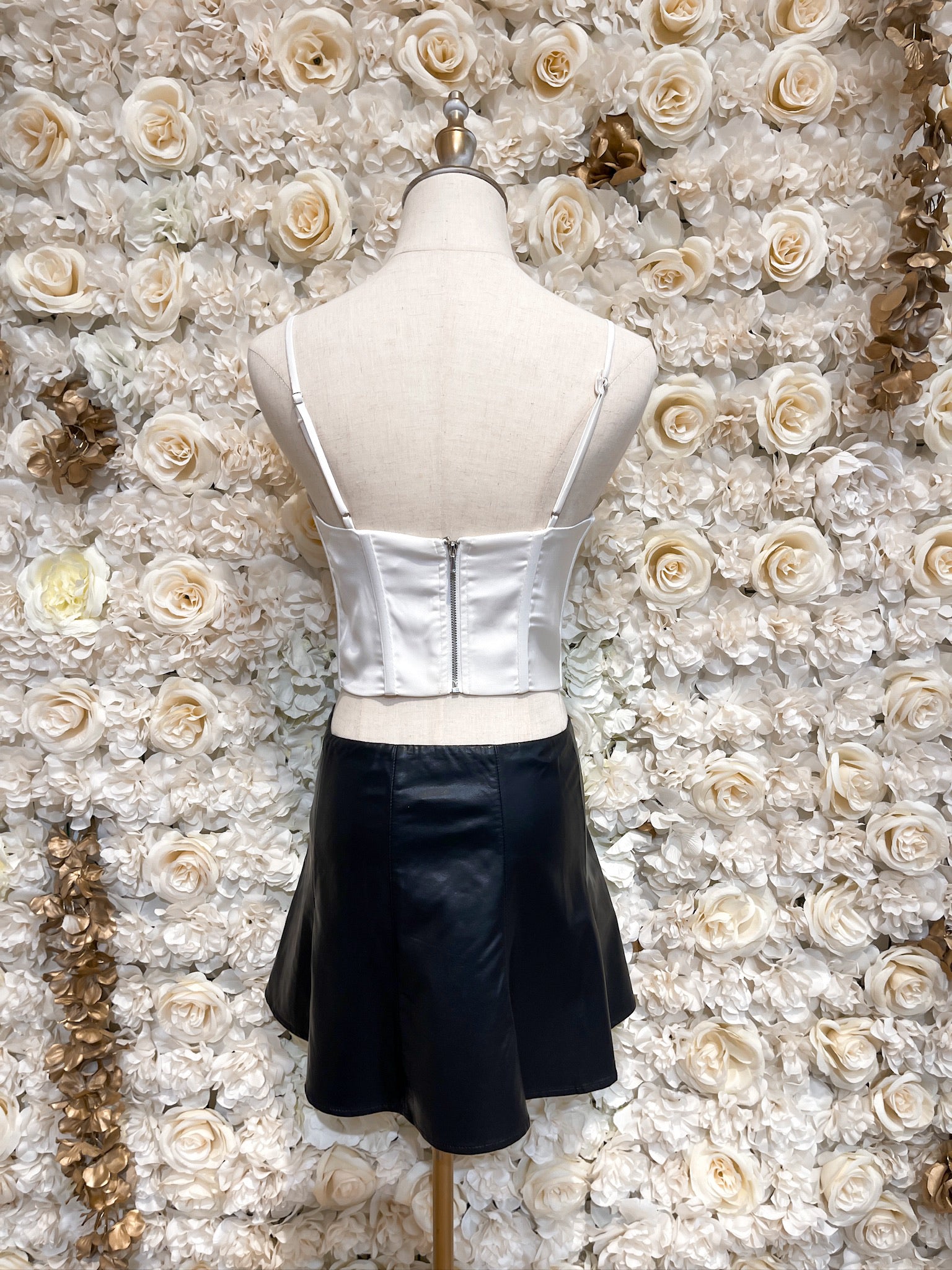 Hallie Crop Top (White)