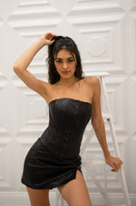 Strapless leather corset with front clasp closure 