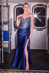 fitted dress features a strapless sweetheart neckline and a stunning beaded corset bodice,