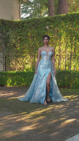 fitted strapless dress features a plunging neckline and a structured bodice for excellent support, complemented by a lace-up corset back 