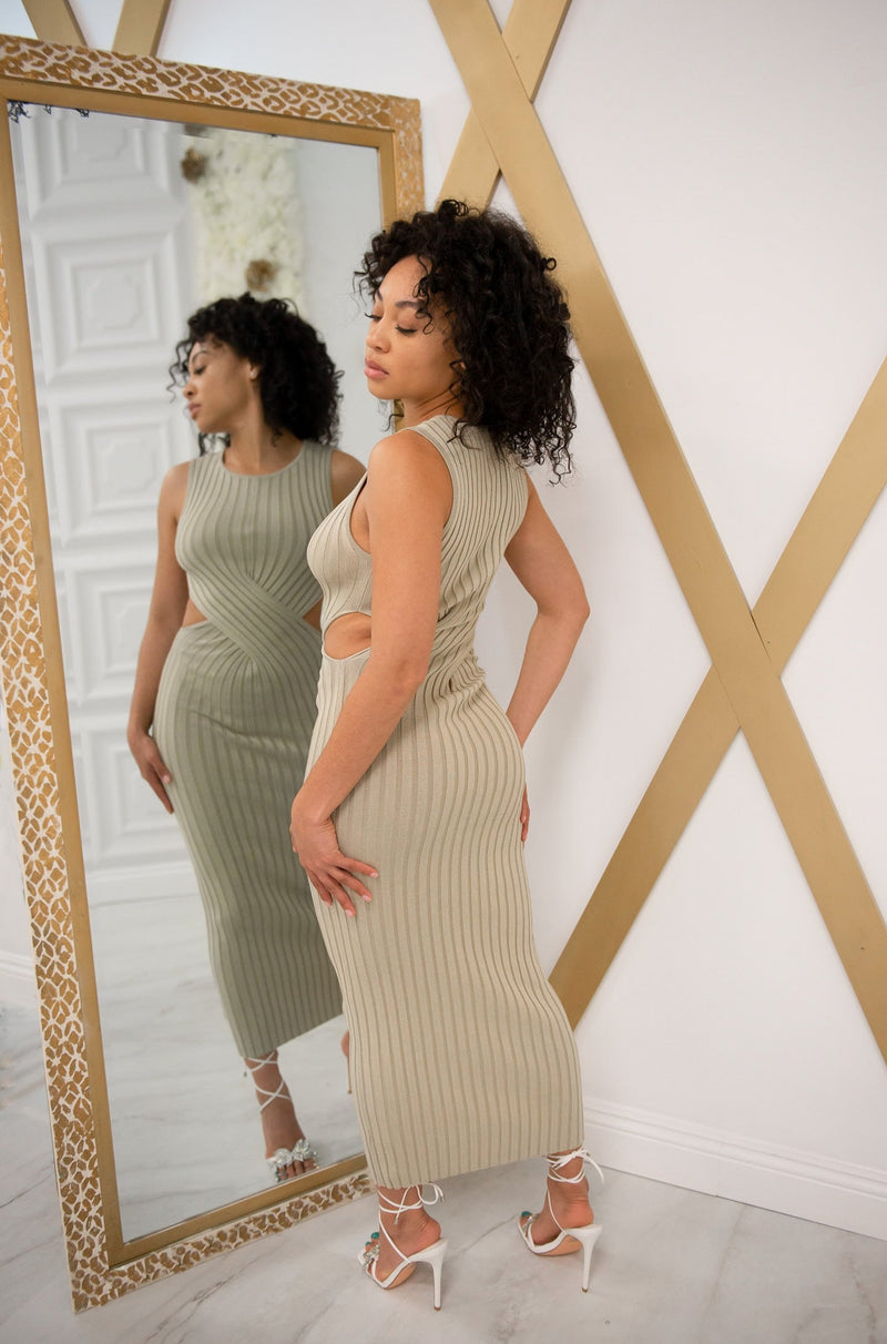 Knitted midi dress with a front twist midriff cutout in khaki