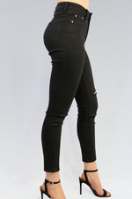 Black skinny jeans.