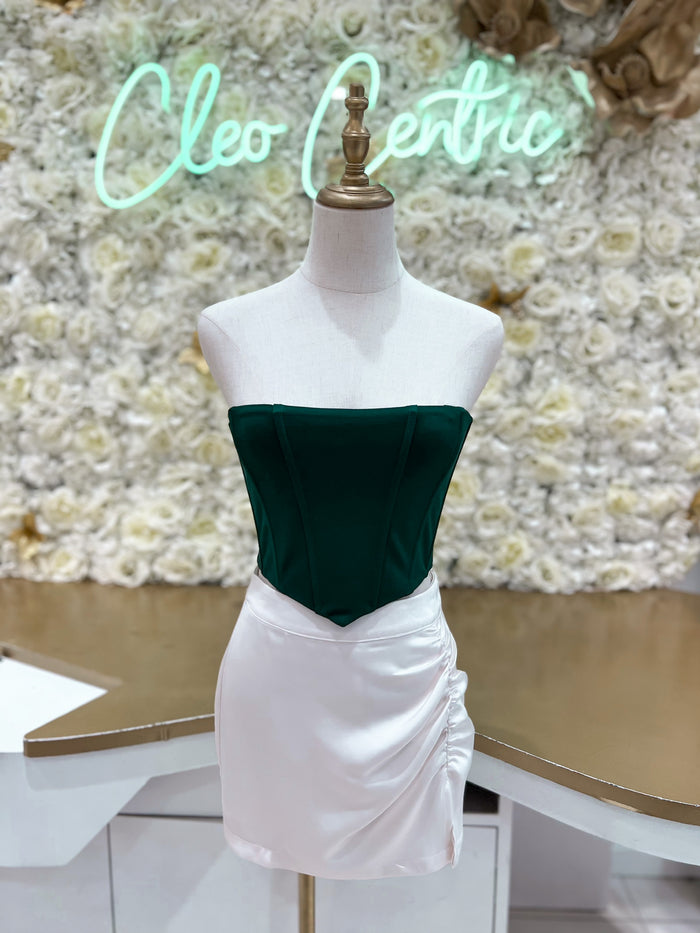 Strapless corset in emerald.